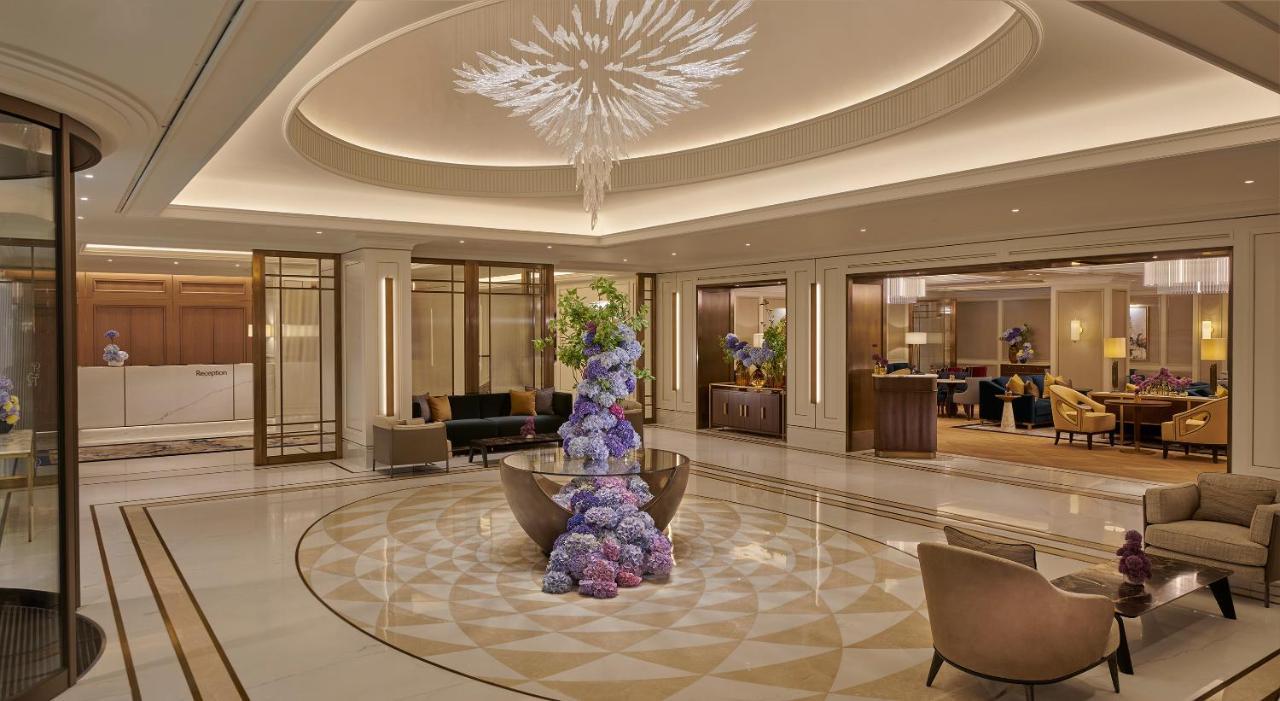 Jumeirah Carlton Tower London Bagian luar foto