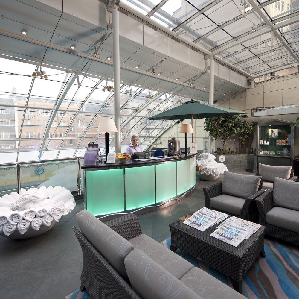 Jumeirah Carlton Tower London Bagian luar foto