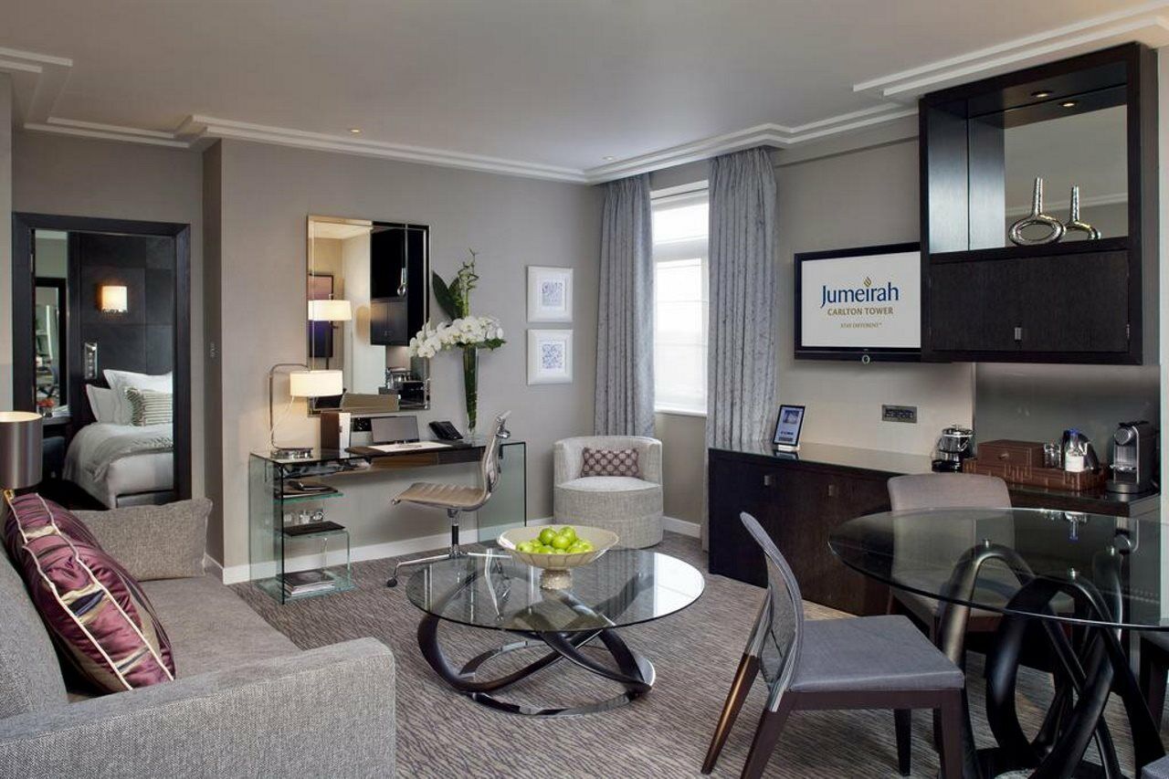 Jumeirah Carlton Tower London Bagian luar foto